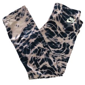 Nike Women’s Sportswear Mid-rise Pink Blue Tie Dye Tide Pool Capri Leggings MED